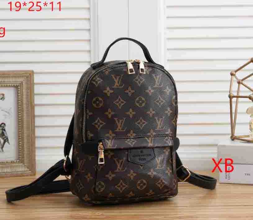 GGLVLouis
Vitton YSL
VUTTON Messenger bag Mens women designer luxury bags white flower ladies handbag shoulder men backpack, Card old flower
GGLVLouis
Vitton YSL
VUTTON Messenger bag Mens women designer luxury bags white flower ladies handbag shoulder men backpack, Card old flower
