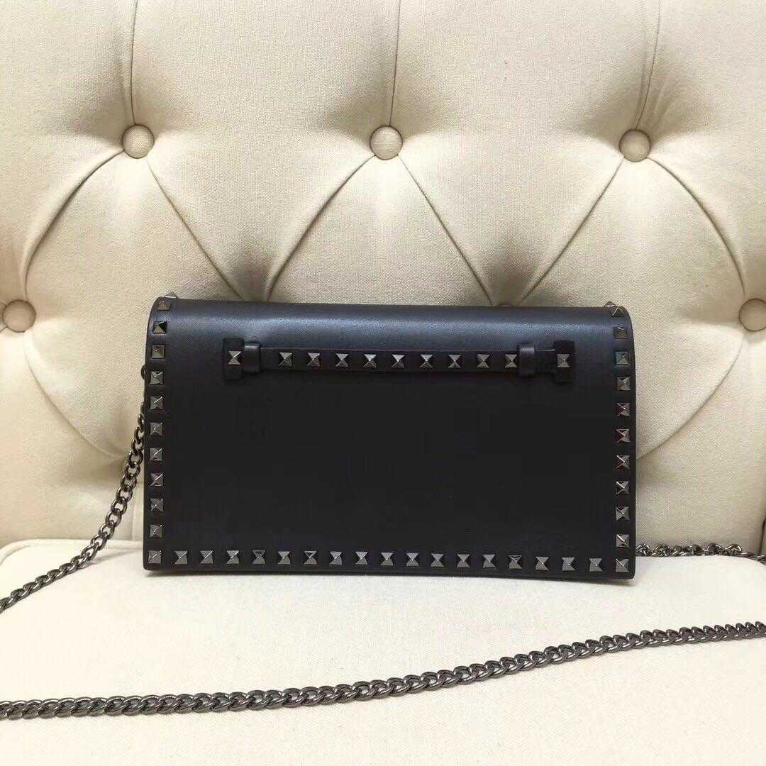 Handbag Mini Luxurys Bags Designer Tote Bag Branded crossbody s Lady Chain s Gold Rivet Rockstuds Small Envelope travel Date nude Pink S, No bags
Handbag Mini Luxurys Bags Designer Tote Bag Branded crossbody s Lady Chain s Gold Rivet Rockstuds Small Envelope travel Date nude Pink S, No bags