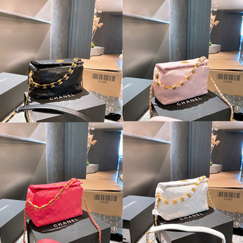 gift box 2021 real leather Wallets neonoe Luxurys Designers chain Crossbody Cosmetic Bags Handbags vanity purse Women Lady Fashion Messenger, Red;black
gift box 2021 real leather Wallets neonoe Luxurys Designers chain Crossbody Cosmetic Bags Handbags vanity purse Women Lady Fashion Messenger, Red;black