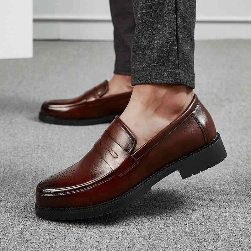 Slippers Mens Casual Shoes Fashion Solid Black Men outdoor Slip On Penny Loafers Male brogue British style shoes 339H, Brown