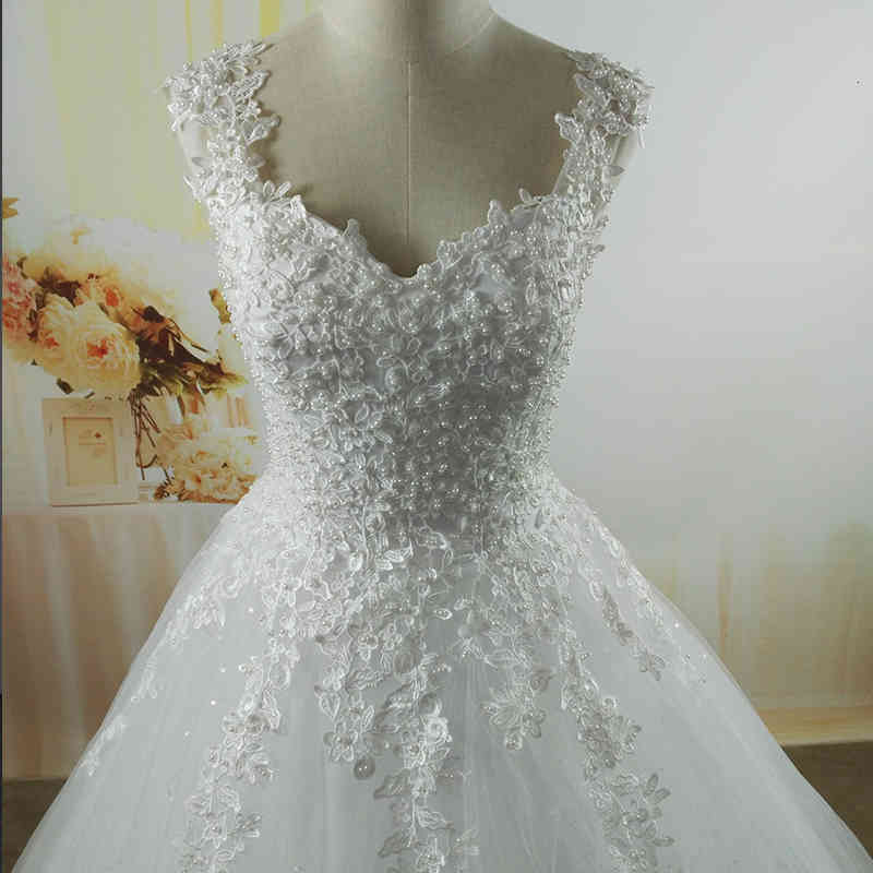 ZJ9076 Ball Gowns Spaghetti Straps White Ivory Tulle Bridal Dress For Wedding Dresses 2021 Pearls Marriage Customer Made