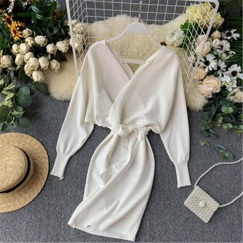 Casual Dresses 2022 Korean Elegant Batwing Sleeve V Neck Knitted White Dress Autumn Winter Vintage Women Sash Ladies Office ZY4593, Black;gray
Casual Dresses 2022 Korean Elegant Batwing Sleeve V Neck Knitted White Dress Autumn Winter Vintage Women Sash Ladies Office ZY4593, Black;gray