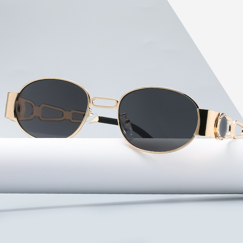 Fashion Punk Oval Craft Sunglasses Men and Women Brand Designer Street Shooting Trend Rock Style Sun Glasses UV400 High Quality Lens
Fashion Punk Oval Craft Sunglasses Men and Women Brand Designer Street Shooting Trend Rock Style Sun Glasses UV400 High Quality Lens
