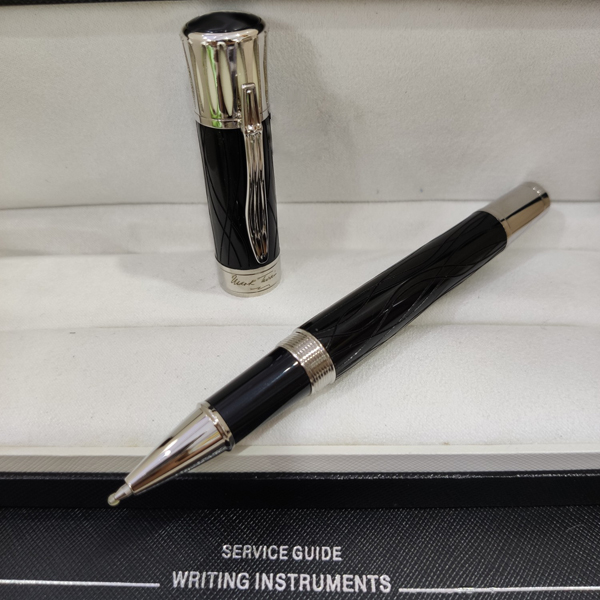 Great Writer Edition Mark Twain M Rollerball Ballpoint Pen Black Blue Wine Red Resin Engrave With Serial Number 0068/8000
Great Writer Edition Mark Twain M Rollerball Ballpoint Pen Black Blue Wine Red Resin Engrave With Serial Number 0068/8000