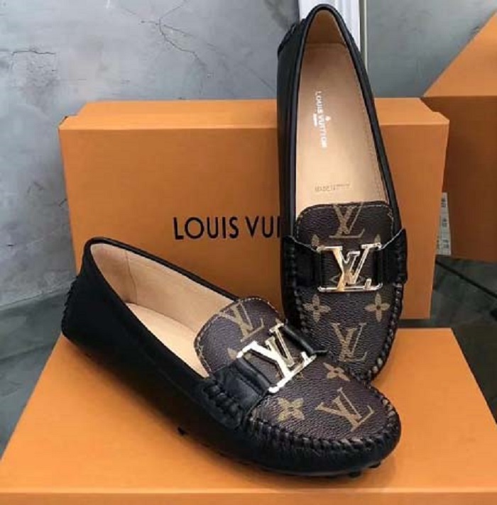 Classics Women Luxurys Designers Shoes Espadrilles flat Canvas and Real Lambskin Loafers two tone cap toe Fashion casual shoe home011 03, #20
Classics Women Luxurys Designers Shoes Espadrilles flat Canvas and Real Lambskin Loafers two tone cap toe Fashion casual shoe home011 03, #20