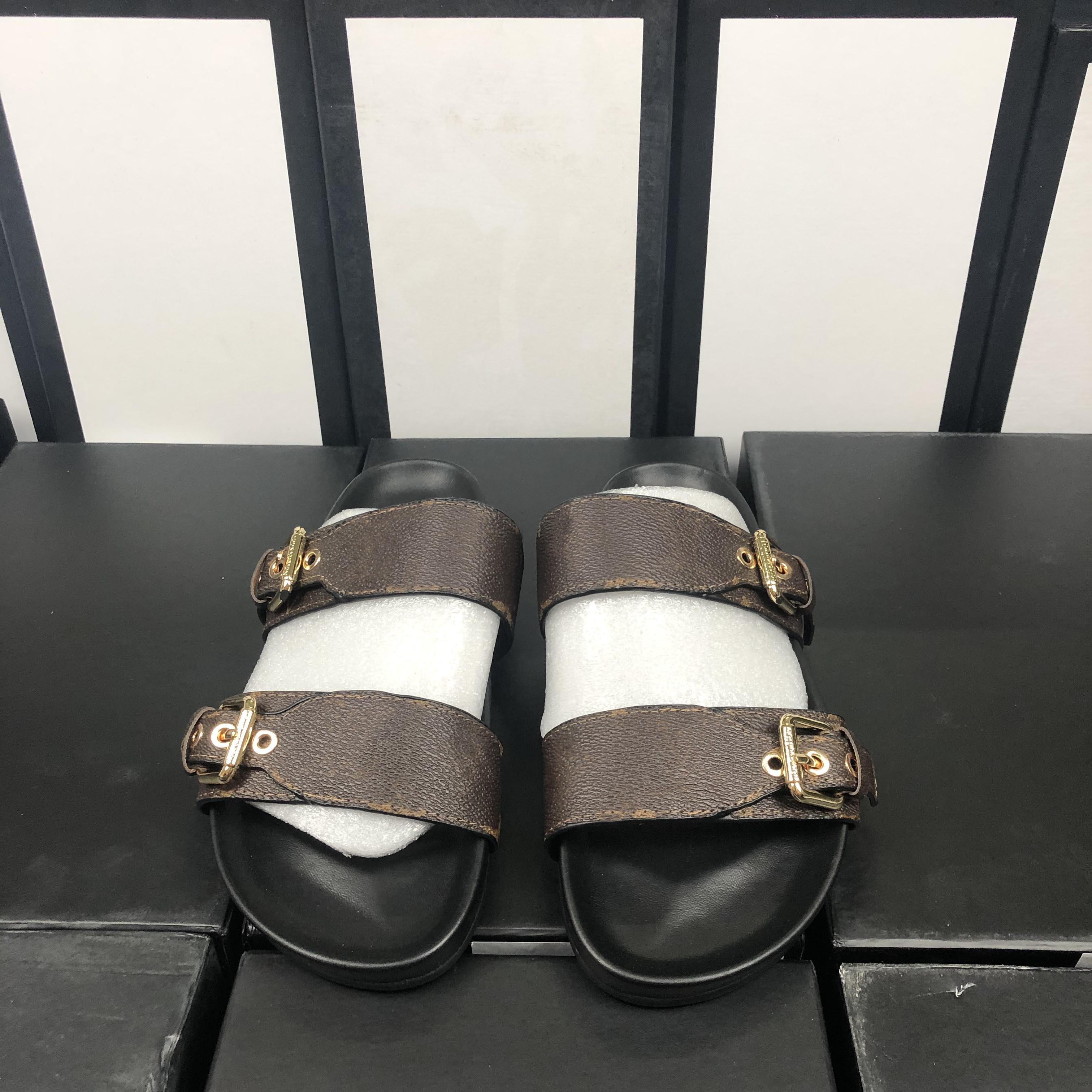 Fashionable woman's slippers High Quality Leisure beach outdoor portable leather materials with box size 35-42 6541341
Fashionable woman's slippers High Quality Leisure beach outdoor portable leather materials with box size 35-42 6541341