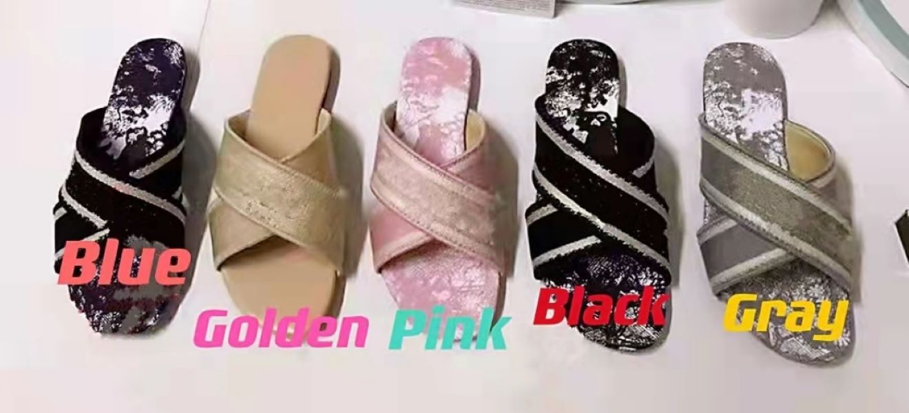 2022women Slipper Fashion Cross Women Flip Flops Sandals Luxury Liner Inner Sheepskin Ladies Home, Black
2022women Slipper Fashion Cross Women Flip Flops Sandals Luxury Liner Inner Sheepskin Ladies Home, Black