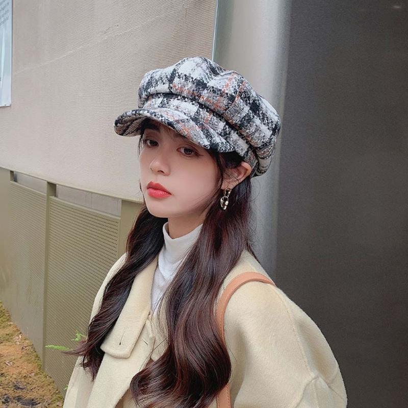 Berets Winter Autumn Thicken Warm Plaid Painter Hat Vintage Style Multi Color Woolen Cloth Brim Beret For Female
Berets Winter Autumn Thicken Warm Plaid Painter Hat Vintage Style Multi Color Woolen Cloth Brim Beret For Female