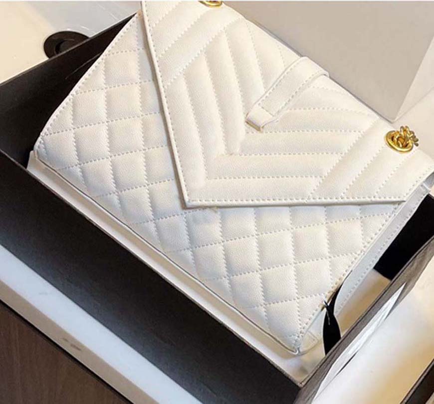 Ladies black calfskin caviar classic Diamond quilted bag chains double flap medium Genuine Leather crossbody shoulder bags 009, Customize
Ladies black calfskin caviar classic Diamond quilted bag chains double flap medium Genuine Leather crossbody shoulder bags 009, Customize