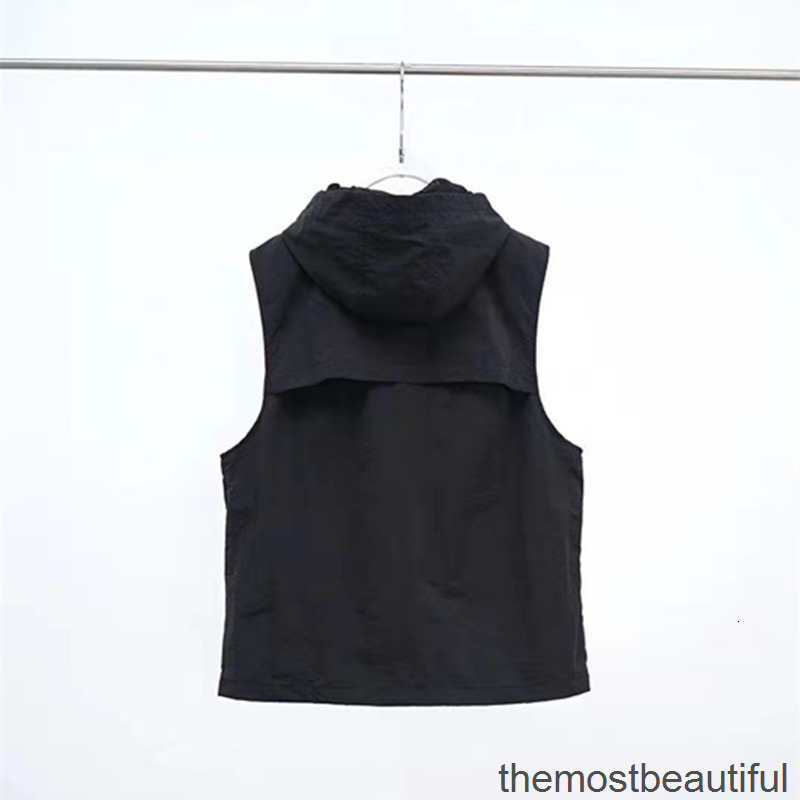 Men's Vests Black Summer simple Hoodie Tooling sleeveless coat Casual couple vest European and American fashion brand embroidery Badge S47H, 1# packing bag
Men's Vests Black Summer simple Hoodie Tooling sleeveless coat Casual couple vest European and American fashion brand embroidery Badge S47H, 1# packing bag