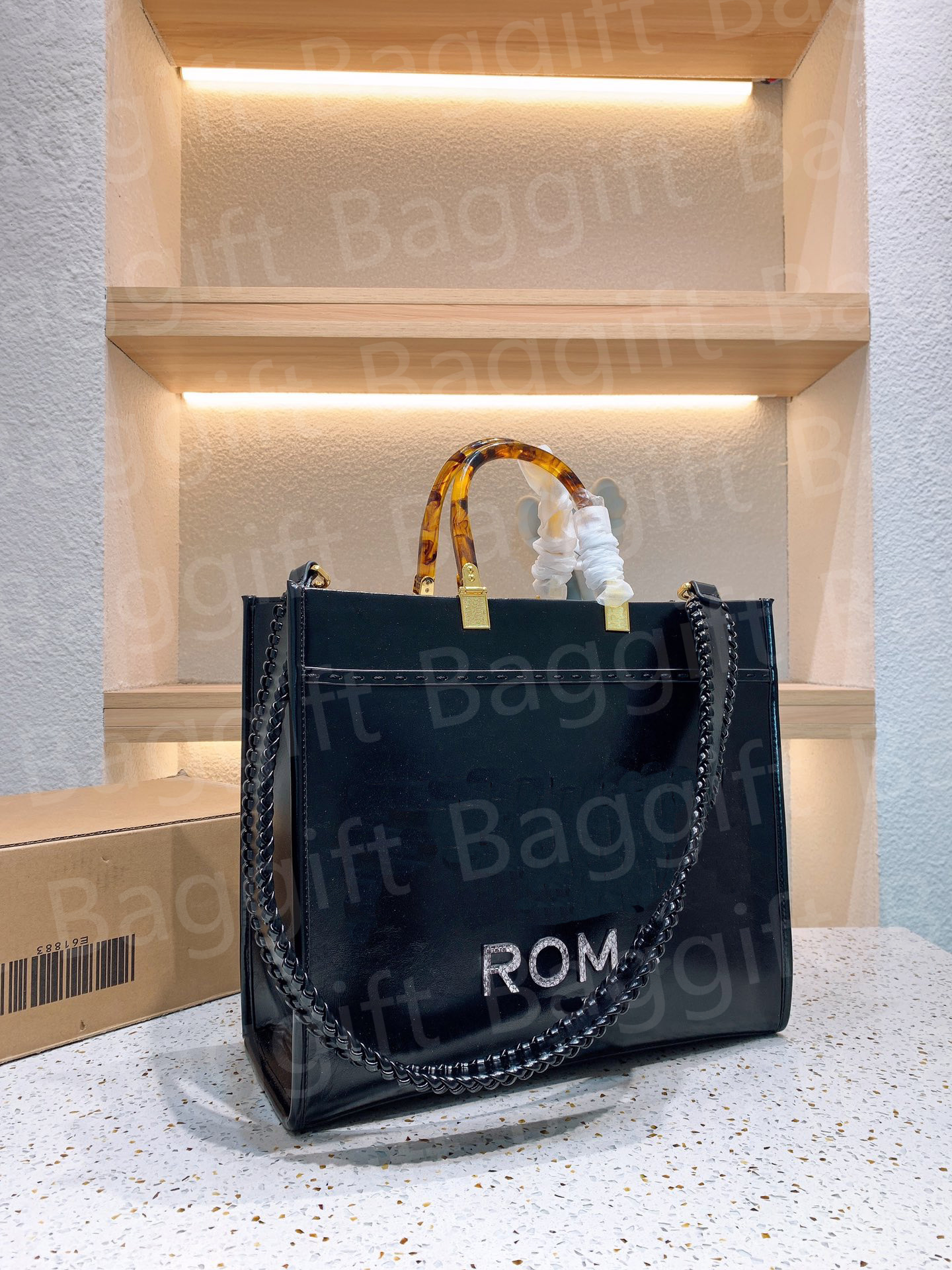 Designer Python Leather Sunshine Shopper Roma Tote Multicolor Embroidery double handles Bags PM women crossbody Metal Shoulder Strap bag Colorfull shopping bag, No bag;for balance
Designer Python Leather Sunshine Shopper Roma Tote Multicolor Embroidery double handles Bags PM women crossbody Metal Shoulder Strap bag Colorfull shopping bag, No bag;for balance