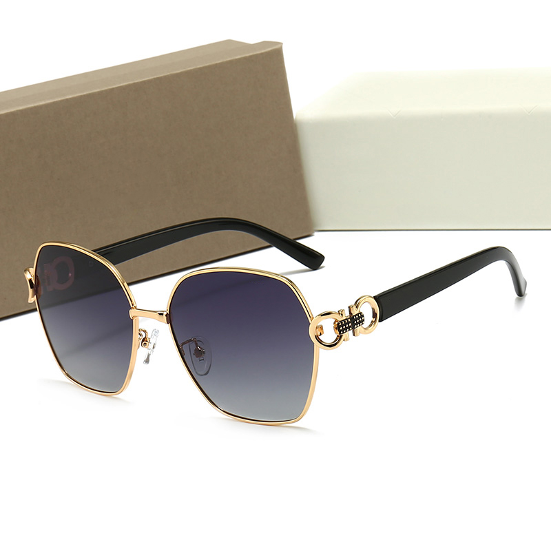 Designer Sunglasses Popular Brand Glasses Outdoor Shades PC Frame Fashion Classic Ladies luxury Sunglassess for Women
Designer Sunglasses Popular Brand Glasses Outdoor Shades PC Frame Fashion Classic Ladies luxury Sunglassess for Women