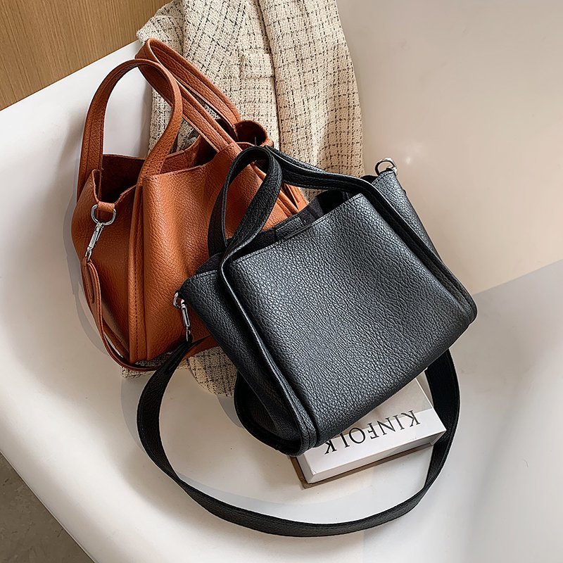 Crossbody Bags Casual Cute Small PU Leather For Women 2020 Winter Shoulder Handbags Female Travel Totes Ladies Hand Bag, Black
Crossbody Bags Casual Cute Small PU Leather For Women 2020 Winter Shoulder Handbags Female Travel Totes Ladies Hand Bag, Black