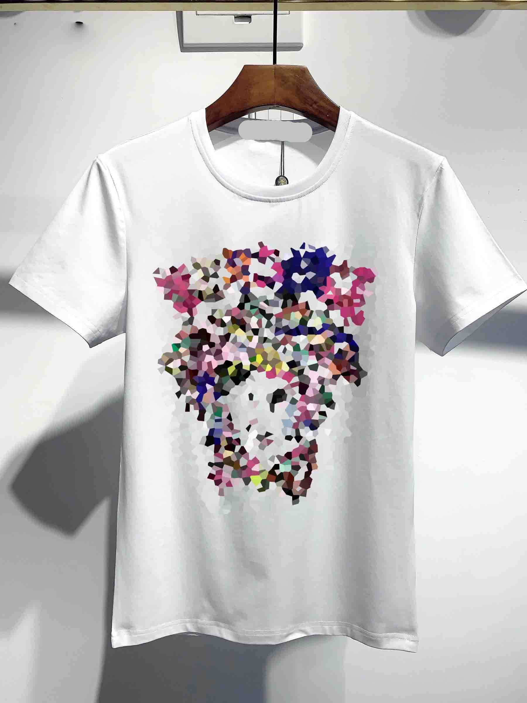 New 2021 men's and women's summer street T-shirt fashion designer letter printing short-sleeved casual solid color T-shirt T-shirt
New 2021 men's and women's summer street T-shirt fashion designer letter printing short-sleeved casual solid color T-shirt T-shirt
