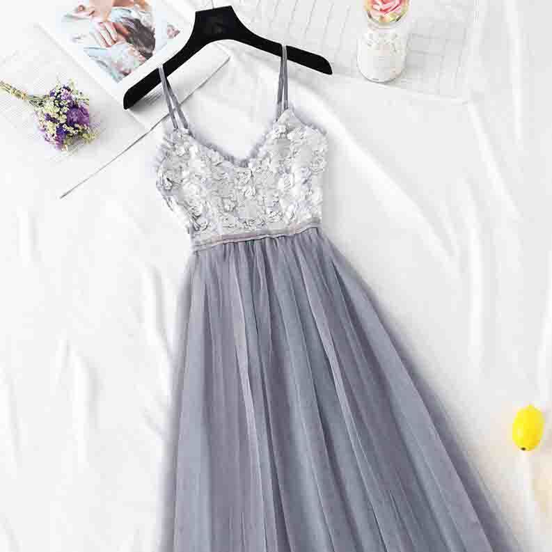 Summer Women's V-neck Strap Dress Vintage Sleeveless Sequin Mesh A-line Dress Female Elegant Sling Fairy Beach Dresses 210521