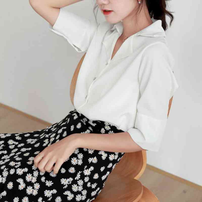 Korea Office Ladies Pure Shirts For Women Half Sleeve Blazer Collar Blouses Summer Single-breasted Female Loose Elegant Blousas 210514