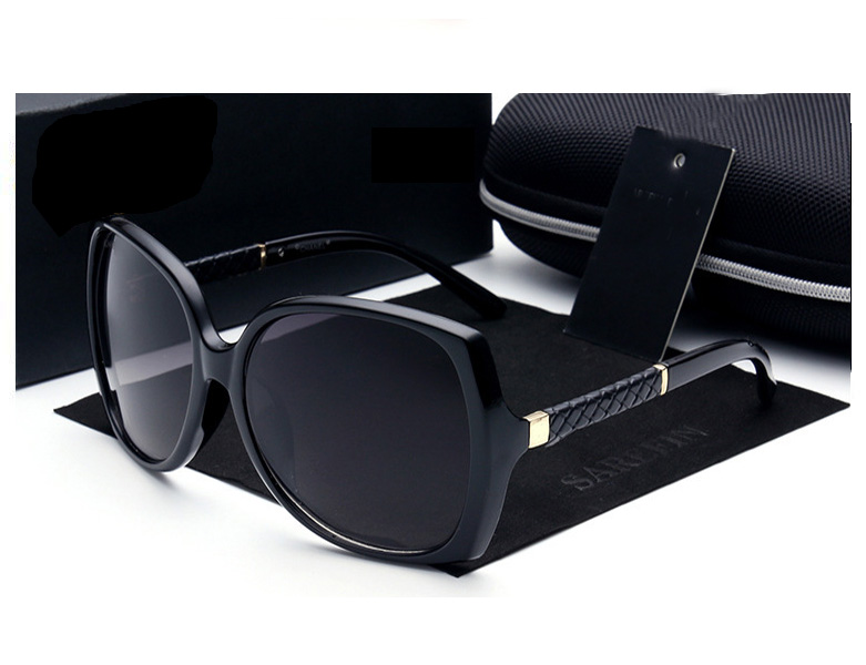 Top Quality Luxury Brands Designer Sunglasses Women Retro Vintage Protection Female Fashion Sun Glasses Big Frame Eyewear Vision Care 6 Color
Top Quality Luxury Brands Designer Sunglasses Women Retro Vintage Protection Female Fashion Sun Glasses Big Frame Eyewear Vision Care 6 Color