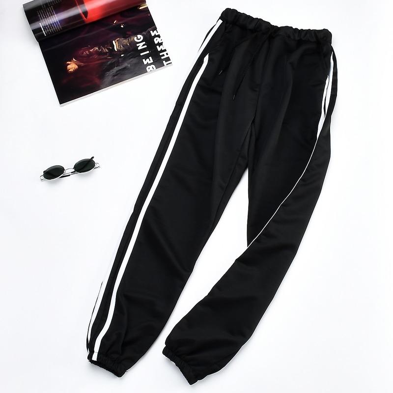 Men's Pants Summer Autumn Fashion Two Bars Black Casual Sports Feet Trousers Loose Series Fitness Men Sportswear Tracksuit HTML1
Men's Pants Summer Autumn Fashion Two Bars Black Casual Sports Feet Trousers Loose Series Fitness Men Sportswear Tracksuit HTML1