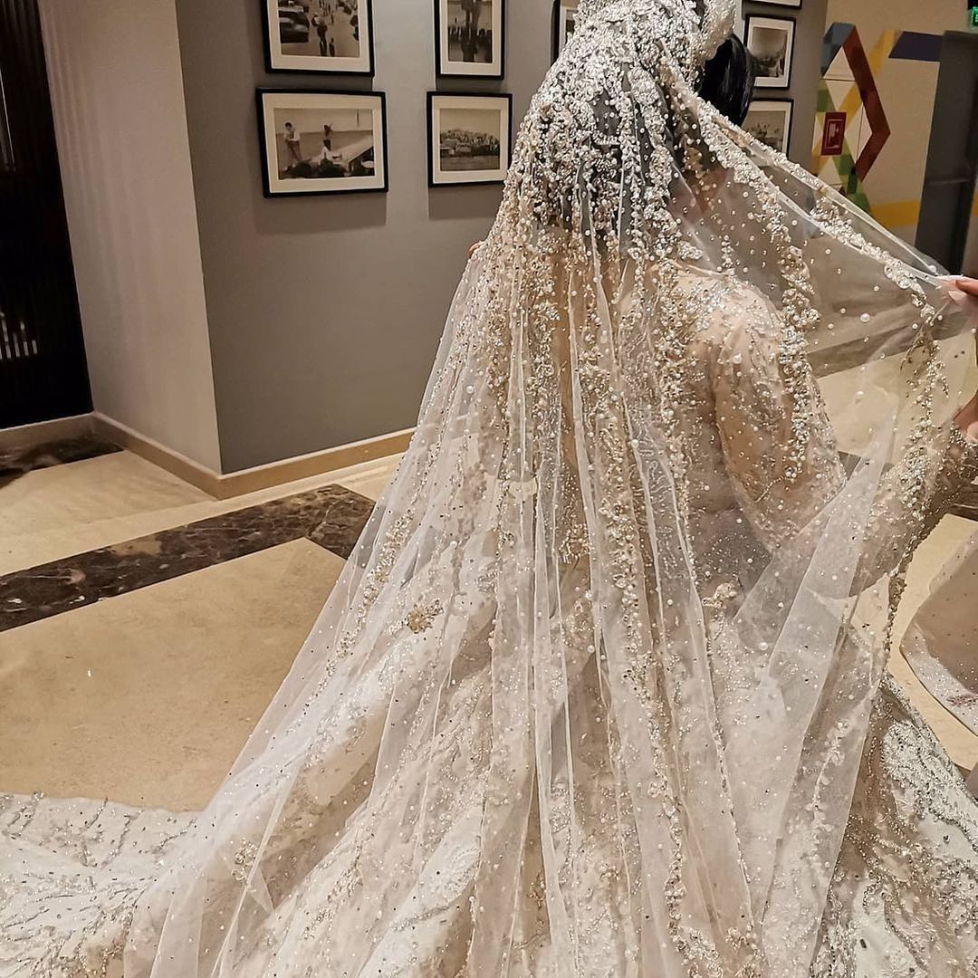 Saudi Arabia Full Beading Ball Gown Wedding Dress High Neck Long Sleeve Luxury Lace Sequins Appliques Bridal Gowns Crystal Bride robes de mariée