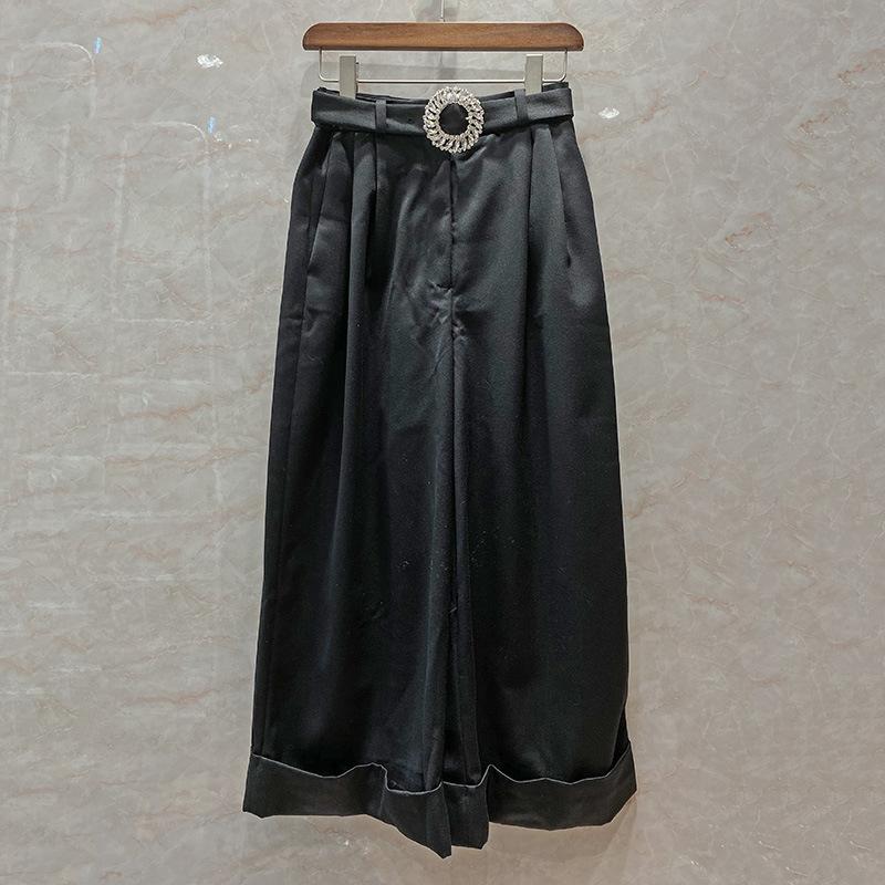 Women' Pants & Capris MIU Silk And Wool Blend Trousers Women 2021 Early Autumn Diamond Large Circle Belt Loose Pleated Curle Feet Black Wid
Women' Pants & Capris MIU Silk And Wool Blend Trousers Women 2021 Early Autumn Diamond Large Circle Belt Loose Pleated Curle Feet Black Wid