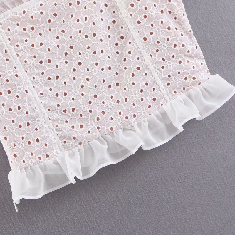 Sweet Girls Puff Sleeve Smock Fashion Female Ruffles Embroidery Hollow Out Square Collar Short Tops Casual Ladies Blusas 210520