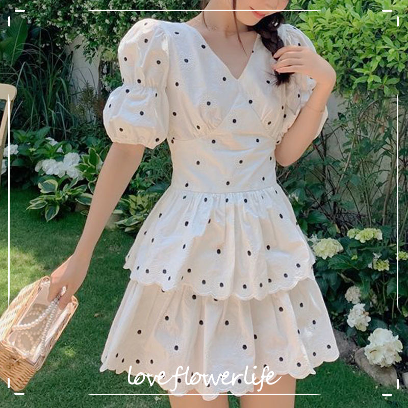 Elegant Vintage Dress Female Dot Puff Sleeve V-Neck Fairy Dress for Women Kawaii Design Dress Korean Summer Chic 210521, White
Elegant Vintage Dress Female Dot Puff Sleeve V-Neck Fairy Dress for Women Kawaii Design Dress Korean Summer Chic 210521, White