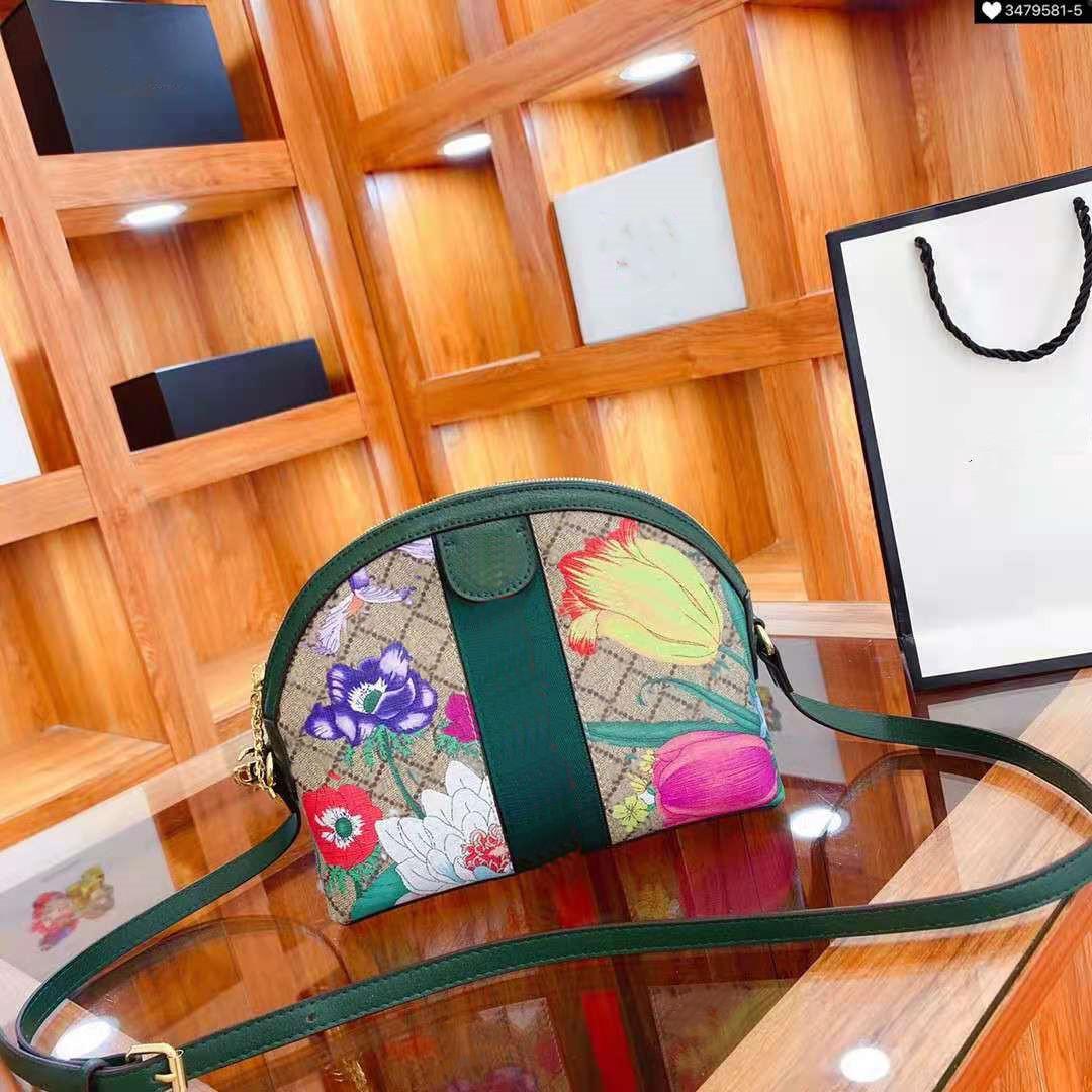 2021 spring/summer styles Waist Bag high quality classic shell slanting bag, packaging, size: 24cm.Temperament lady shoulder bag high-end, Khaki
2021 spring/summer styles Waist Bag high quality classic shell slanting bag, packaging, size: 24cm.Temperament lady shoulder bag high-end, Khaki