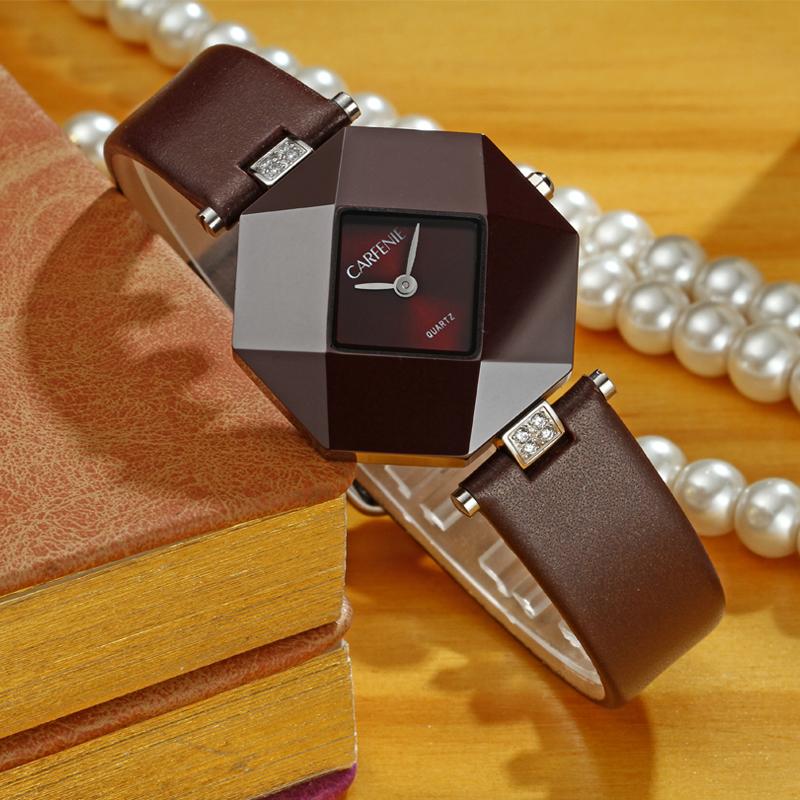 Wristwatches Fashion CARFENIE Leather Strap Waterproof Women Watches Top Girl Quartz Watch Gift Ceramic, Ivory
Wristwatches Fashion CARFENIE Leather Strap Waterproof Women Watches Top Girl Quartz Watch Gift Ceramic, Ivory
