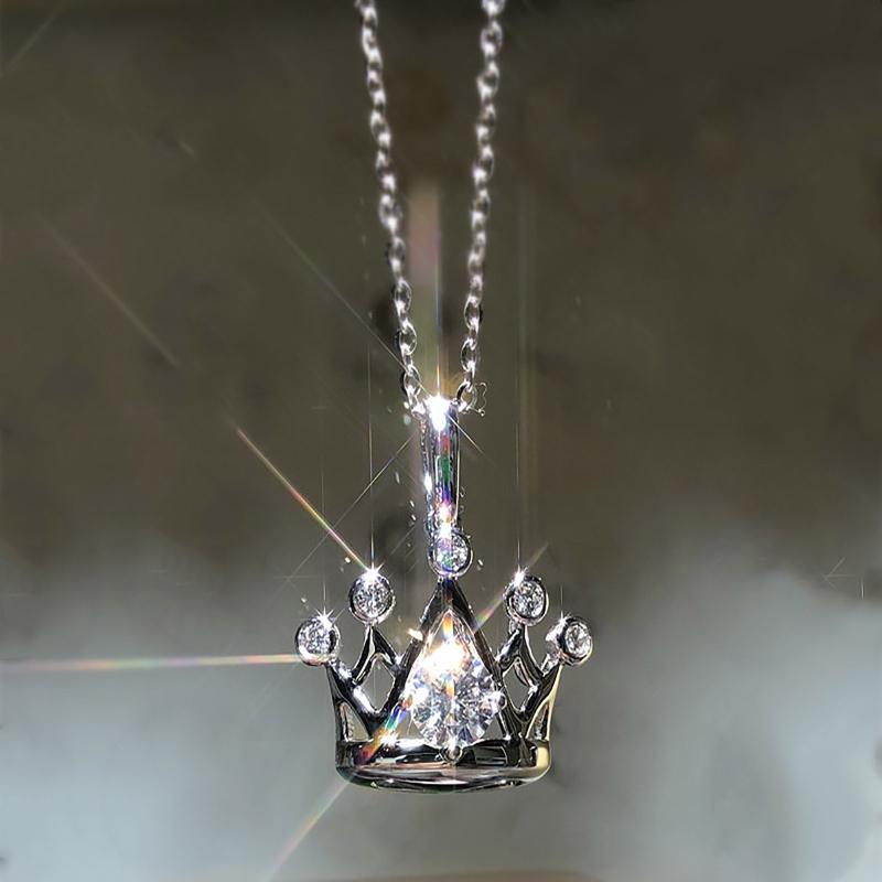 Chokers Creative Crown Heart Shaped Zircon Necklace Women Elegant Temperament Engaged Wedding Birthday Gift Romantic Jewelry
Chokers Creative Crown Heart Shaped Zircon Necklace Women Elegant Temperament Engaged Wedding Birthday Gift Romantic Jewelry