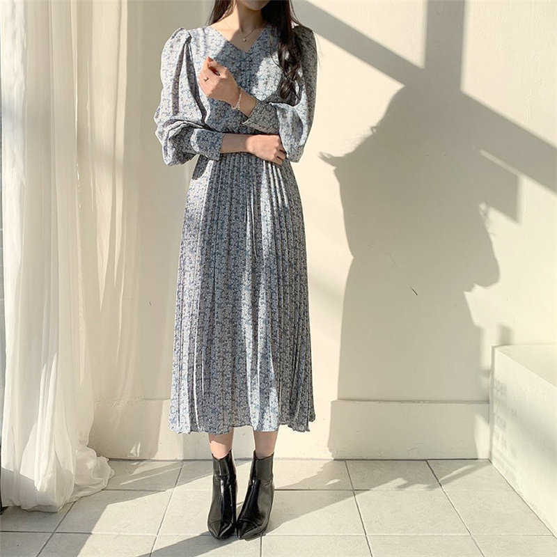 Alien Kitty Print Floral Pleated Slimming Women Dresses All-Match Stylish V-Neck Brief Casual Loose Long Dress 3 Colors 210630