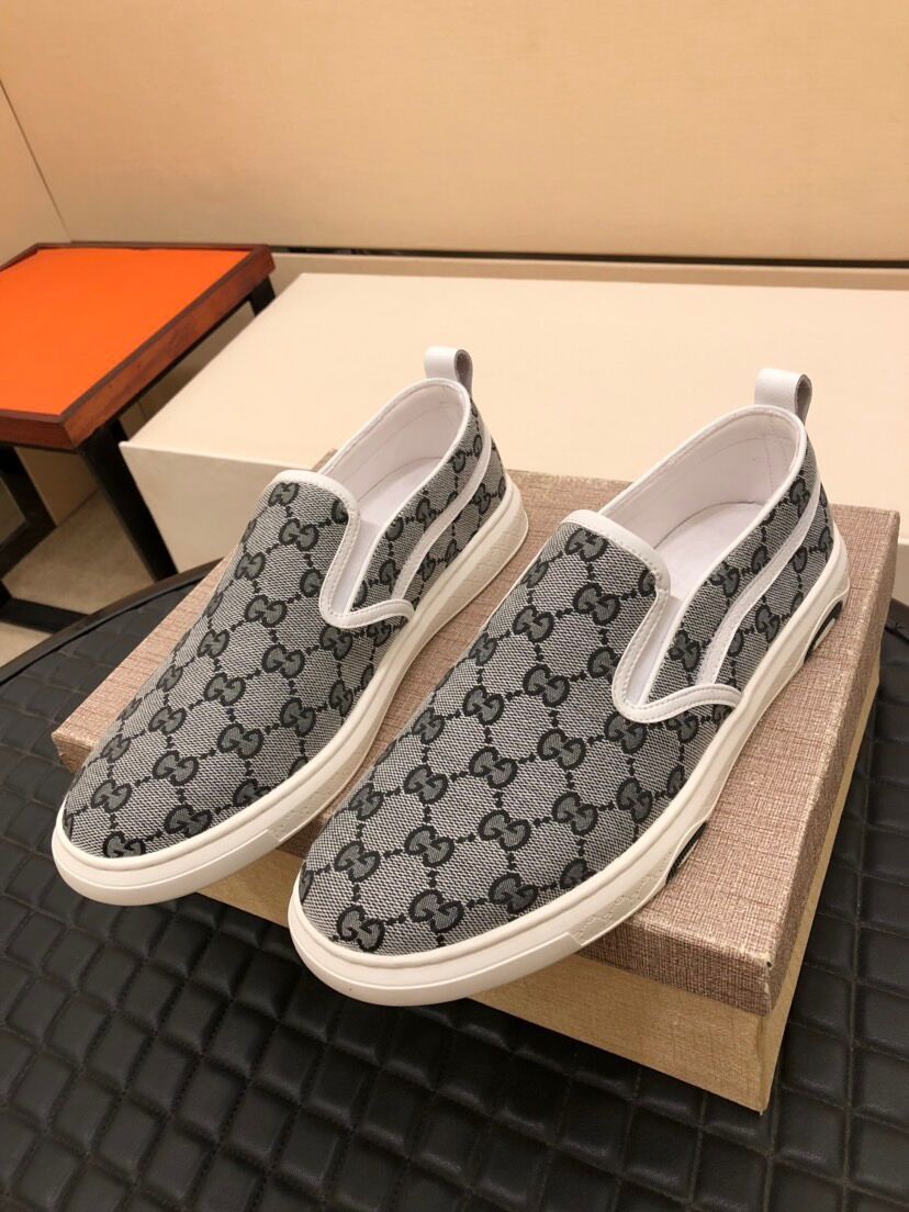 2021 Formal Men Dress Shoes letter printed prom Shoe flat Breathable Casual Real picture, Black 
2021 Formal Men Dress Shoes letter printed prom Shoe flat Breathable Casual Real picture, Black