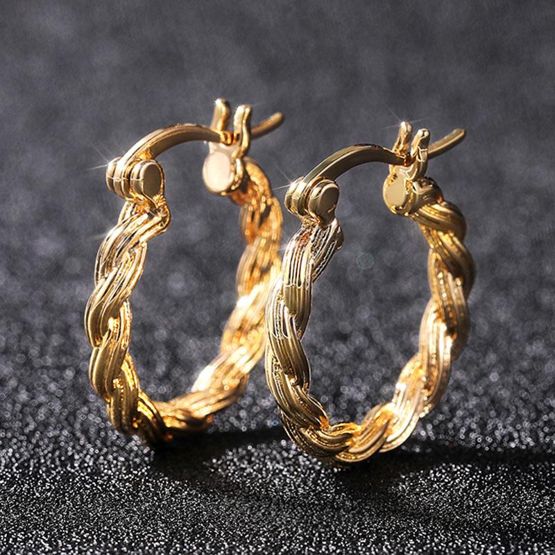 Hoop & Huggie Simple Vintage Golden Twist Earrings For Women Retro Fashion Jewelry Daily Wear Party Gift Accessories Earring
Hoop & Huggie Simple Vintage Golden Twist Earrings For Women Retro Fashion Jewelry Daily Wear Party Gift Accessories Earring