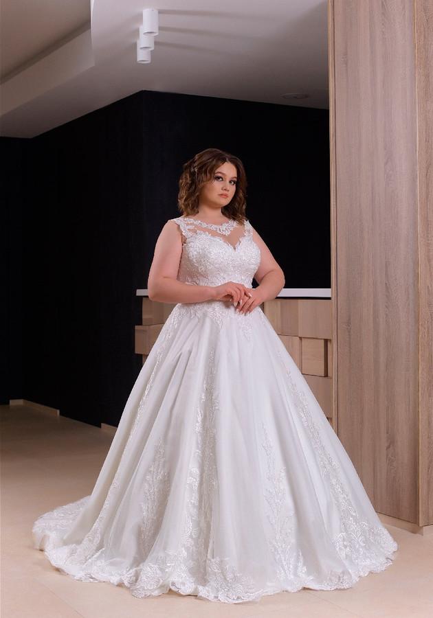 2022 Vintage Plus Size A Line Wedding Dress Jewel Neck Lace Appliqued Ivory Tulle Bridal Dresses Long Wedding Gowns Sleeveless Summer robes de mariée