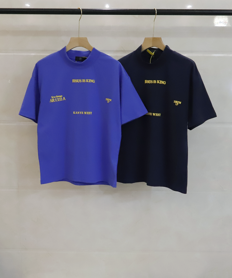 Fashion mens European American T shirt brands Kanye west mans loose tees Jesus is king Letter print T-shirt Men Women tops Short Sleeve, White;black
Fashion mens European American T shirt brands Kanye west mans loose tees Jesus is king Letter print T-shirt Men Women tops Short Sleeve, White;black