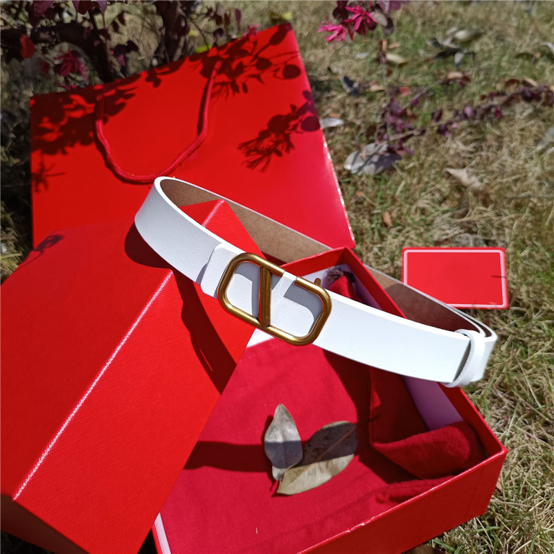 Men Designers Belts Luxury Designer Womens Belt Leather High Quality with box 2021 mens belts, As pics
Men Designers Belts Luxury Designer Womens Belt Leather High Quality with box 2021 mens belts, As pics