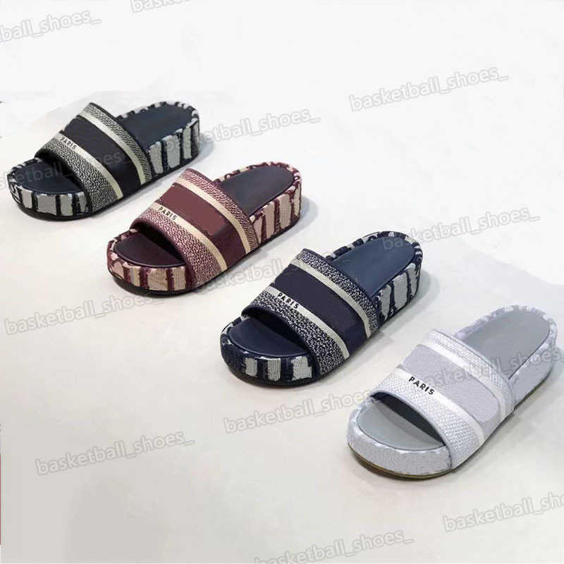 Luxurys Desginers Slippers Women 7 Colour Designer Platform Oblique Embroidered Slipper Cotton Mules Dway Slides Sandals Jacquard Leather, Colour 3
Luxurys Desginers Slippers Women 7 Colour Designer Platform Oblique Embroidered Slipper Cotton Mules Dway Slides Sandals Jacquard Leather, Colour 3
