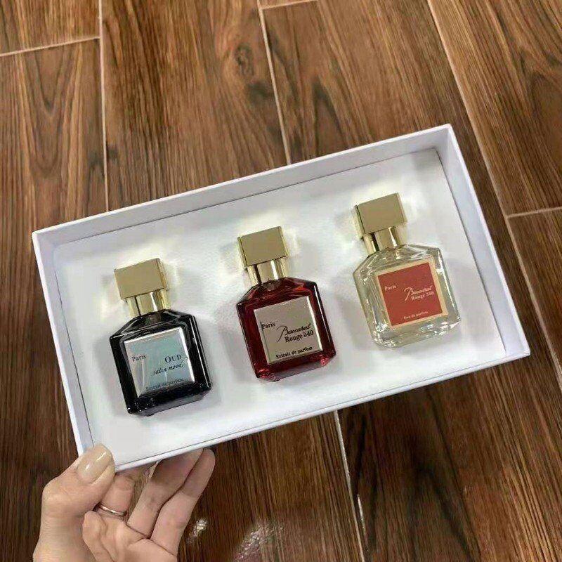 Top selling Car Air Freshener lasting fresh fragrance Perfume 4piece set 30ml*4/25ml*3 Vaporisateyr Natural Spray Red baccarat 540 ebony satin heart fast delivery
Top selling Car Air Freshener lasting fresh fragrance Perfume 4piece set 30ml*4/25ml*3 Vaporisateyr Natural Spray Red baccarat 540 ebony satin heart fast delivery