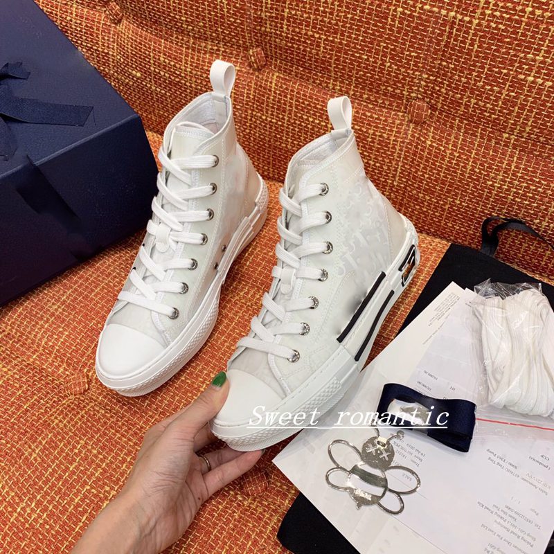 2021 classic colour 19SS Oblique technology B fabrics 23 high help sneakers Men luxu Design Women fashion casual Shoes, Black
2021 classic colour 19SS Oblique technology B fabrics 23 high help sneakers Men luxu Design Women fashion casual Shoes, Black