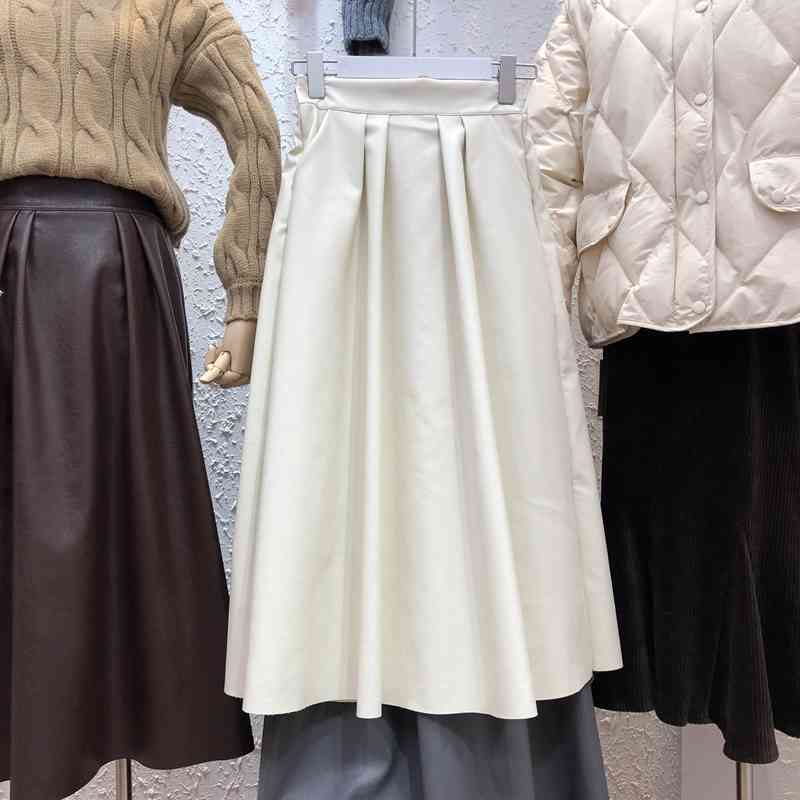 Women Solid Pu Leather Skirts with Pockets Autumn Winter High Waist Folds A-Line Mid Calf Skirt Female 210514