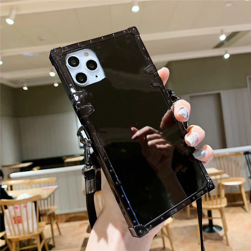 Designer Mirror Flower Phone Cases for Iphone 12 13 Pro Max Mini 11 Pro X XS XR Max 6 S 7 8 Plus Protection Cellphone Cover, Black
Designer Mirror Flower Phone Cases for Iphone 12 13 Pro Max Mini 11 Pro X XS XR Max 6 S 7 8 Plus Protection Cellphone Cover, Black