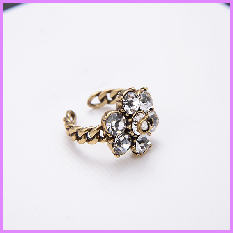 Women Street Fashion Diamonds Rings Designer Jewelry Ladies Open Retro Rings High Quality Brass Accessroies Mens For Party D21112611F
Women Street Fashion Diamonds Rings Designer Jewelry Ladies Open Retro Rings High Quality Brass Accessroies Mens For Party D21112611F
