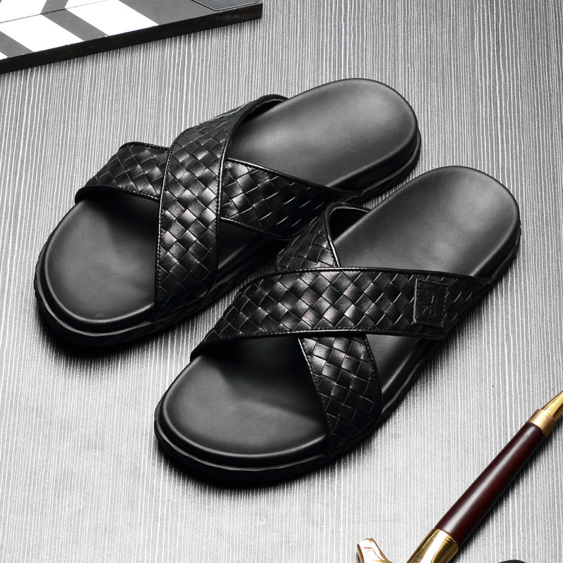 Slippers Men's cross slippers Xia Chao men's hand woven leather sandals 6FF4, 1# shoe box
Slippers Men's cross slippers Xia Chao men's hand woven leather sandals 6FF4, 1# shoe box
