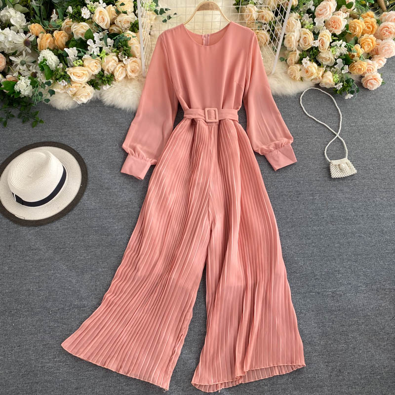 2021 Runway Designer Luxury Woman Dress Print Sleeveless Diamond Button Spaghetti Strap Mini Dress Casual Holiday Party Dress, Same as picture
2021 Runway Designer Luxury Woman Dress Print Sleeveless Diamond Button Spaghetti Strap Mini Dress Casual Holiday Party Dress, Same as picture