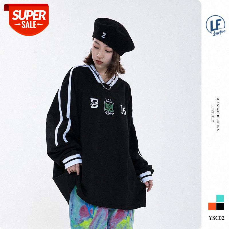 LawFoo Men's Sweatshirt with loose-fitting silhouette V-neck stitching embroidery #Sr5c, Black 
LawFoo Men's Sweatshirt with loose-fitting silhouette V-neck stitching embroidery #Sr5c, Black