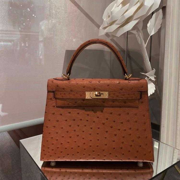Designer handbagDesigner luxury handbagdesigners hand herme 2021 fashion small CK women's bag One Shoulder Messenger Bag versatile ins porta
Designer handbagDesigner luxury handbagdesigners hand herme 2021 fashion small CK women's bag One Shoulder Messenger Bag versatile ins porta