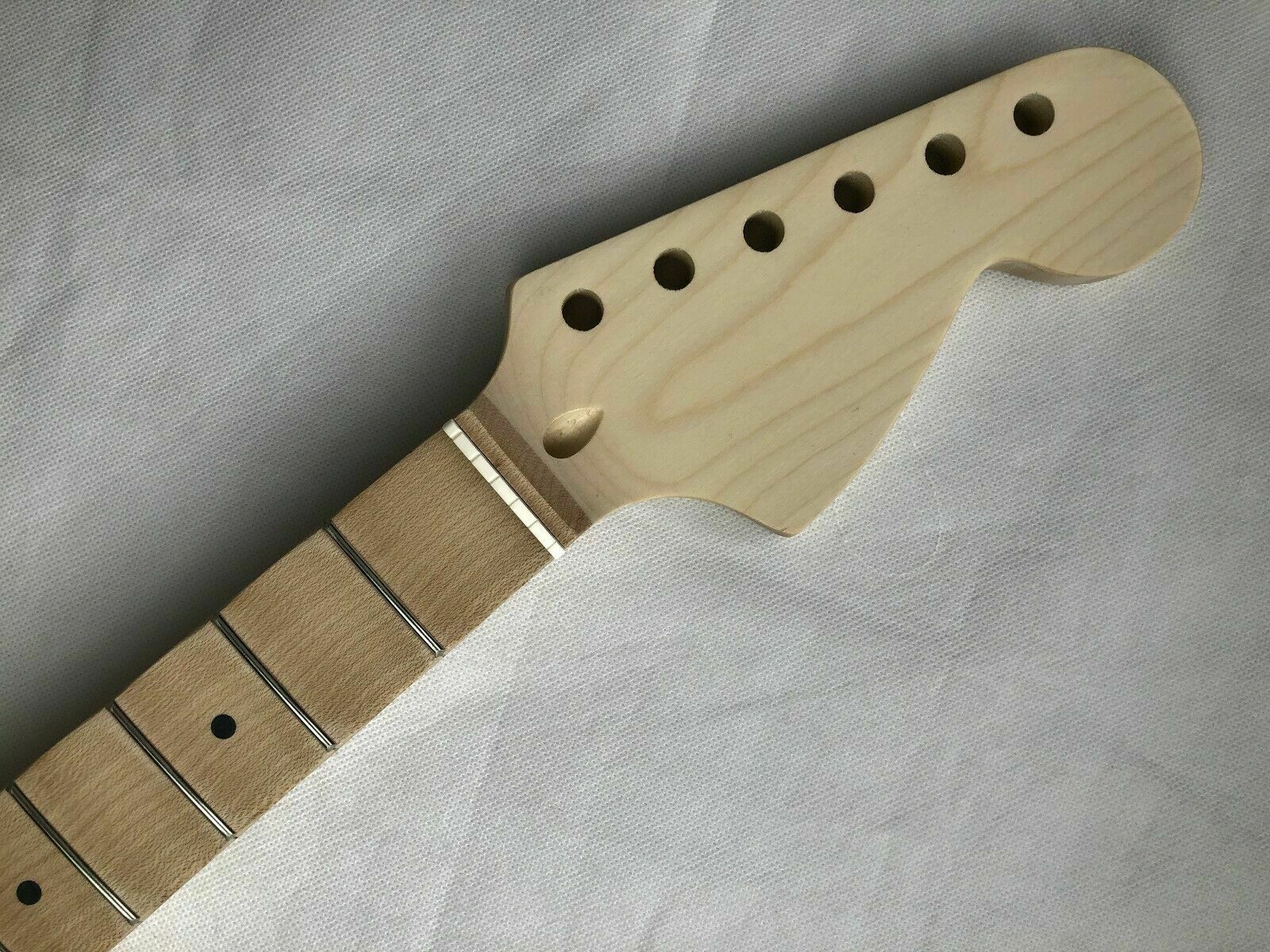 Unfinished Full scalloped Guitar Neck 22 Fret Maple Fretboard Dot Inlay 25.5inch Big headstock
Unfinished Full scalloped Guitar Neck 22 Fret Maple Fretboard Dot Inlay 25.5inch Big headstock