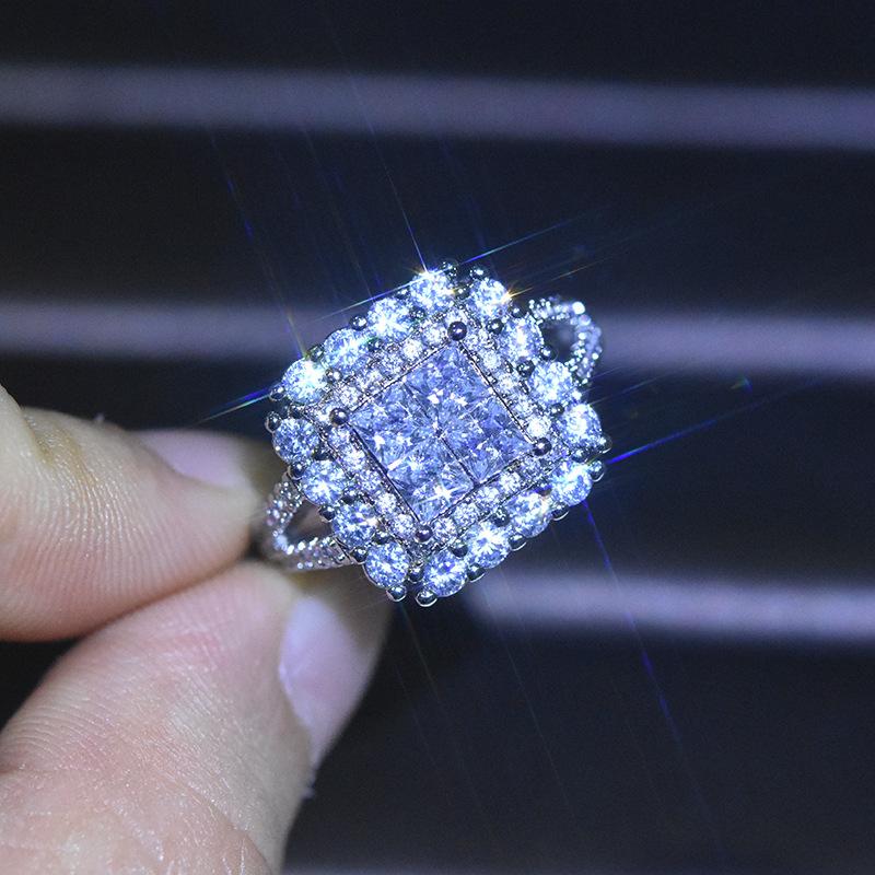 Cluster Rings Square Natural Moissanite Gemstone Jewelry 18K White Gold Color Ring Bizuteria For Women Anillos De Wedding Mujer, Golden;silver
Cluster Rings Square Natural Moissanite Gemstone Jewelry 18K White Gold Color Ring Bizuteria For Women Anillos De Wedding Mujer, Golden;silver