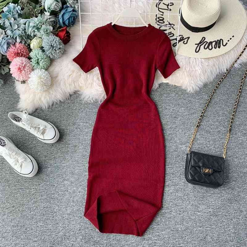 Korobov New Short Sleeve Solid Vintage Women Dress Korean Knit Stretch Waist Elegant Dresses O Neck Bodycon Vestidos 78956 210331Z