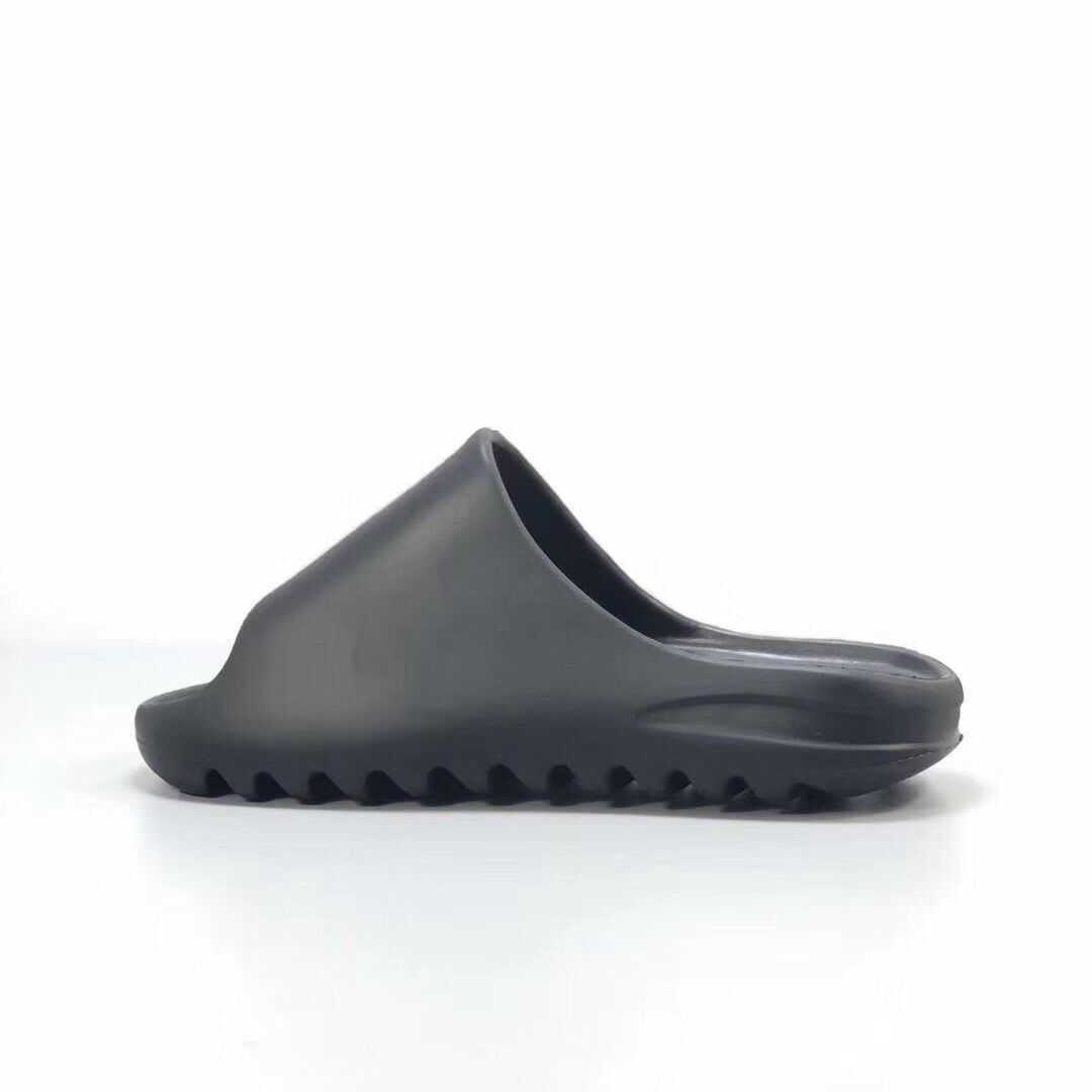 Cool Sandals shoes Fashion slipper desert sand resin earth brown Summer Platform Sandale Foam Runner Triple Black Bone White men slippers
Cool Sandals shoes Fashion slipper desert sand resin earth brown Summer Platform Sandale Foam Runner Triple Black Bone White men slippers