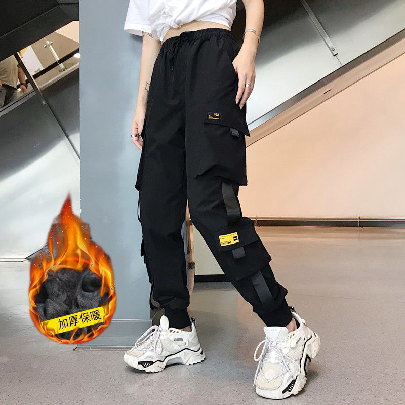 capri large female cargo pockets loose waist streetwear baggy hip hop high quality hip-hop tactical pants corridors, Winter plush fabric
capri large female cargo pockets loose waist streetwear baggy hip hop high quality hip-hop tactical pants corridors, Winter plush fabric